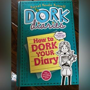 Dork Diaries, How to Dork Your Diaries by Rachel Renée Russell (Book 3.5)